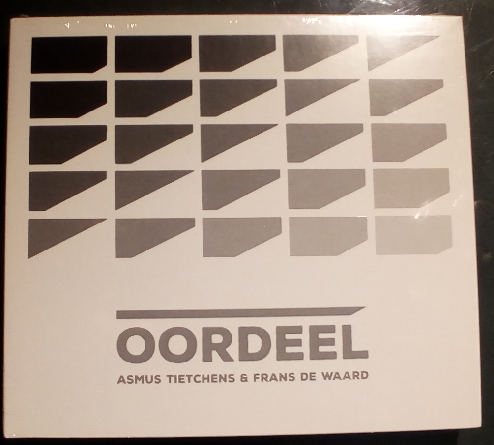 Read more about the article New release: Asmus Tietchens + Frans de Waard – Oordeel CD