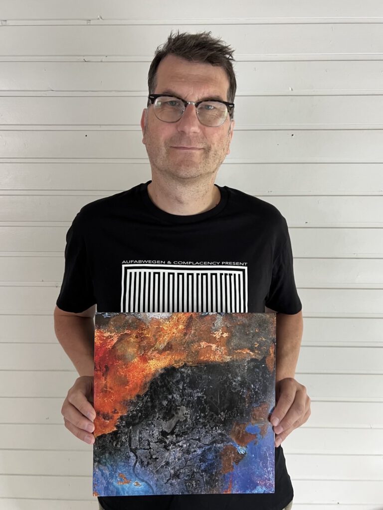 Mehr über den Artikel erfahren release 100! ILLUSION OF SAFETY LP